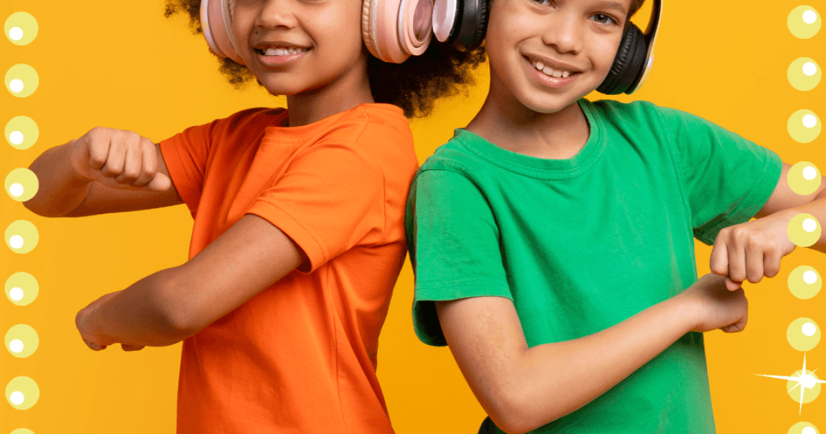 Sfeerbeeld bij de silent disco in de bibliotheek