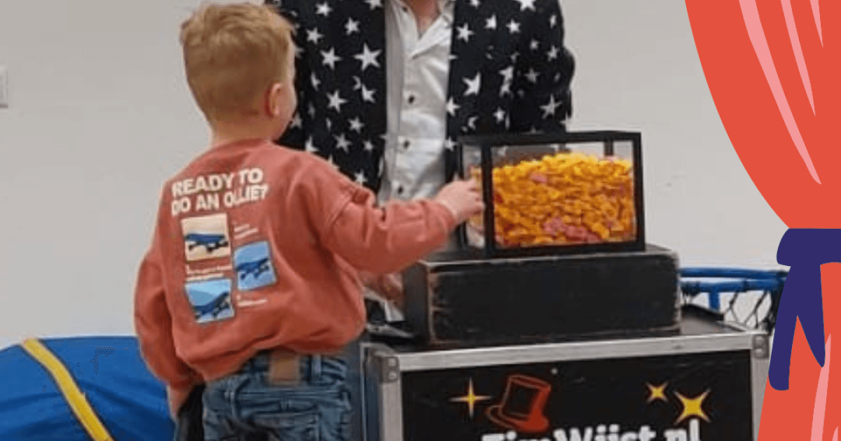 Sfeerbeeld bij de goochelshow van Tim Wijst